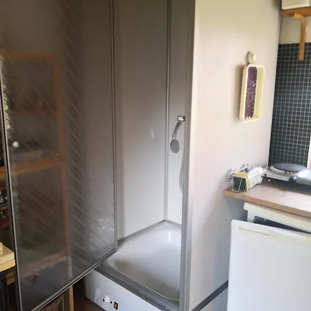 Zum Waldmeister - Wc Ausserhalb Schkeuditz Exterior photo